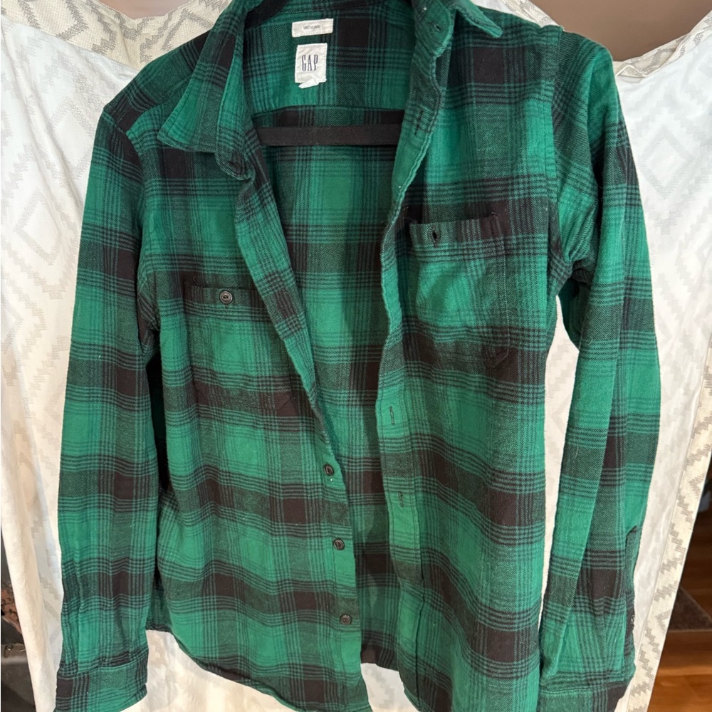 GAP Green and Black flannel